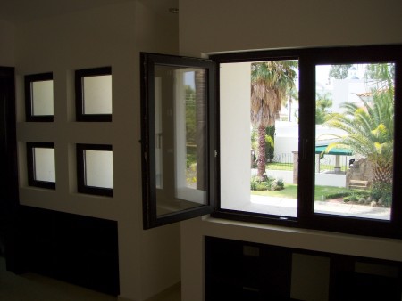 Ventaneria de PVC (ventanas y puertas)